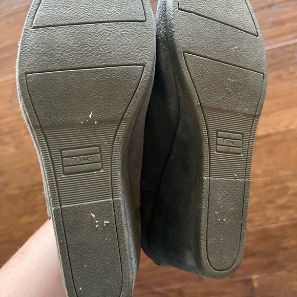 Tom’s size 10 forged iron grey - Picture 3 of 5